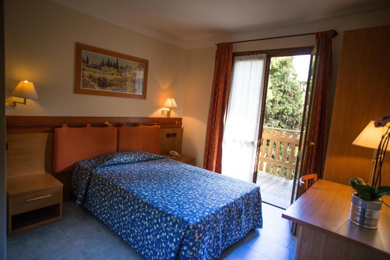 Hotel Ristorante La Perla Varallo Pombia Dış mekan fotoğraf